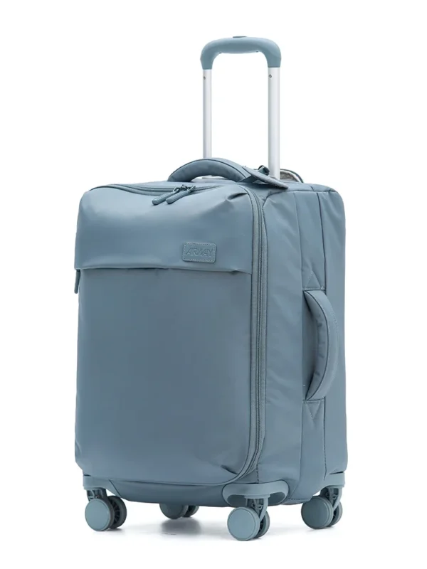 The RoamRoll Spinner Case