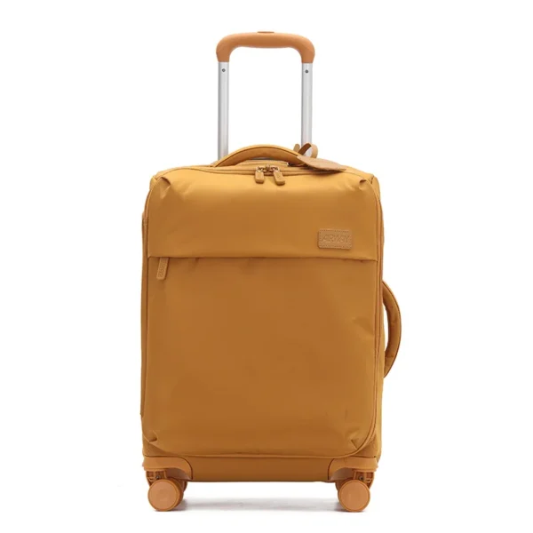 The RoamRoll Spinner Case